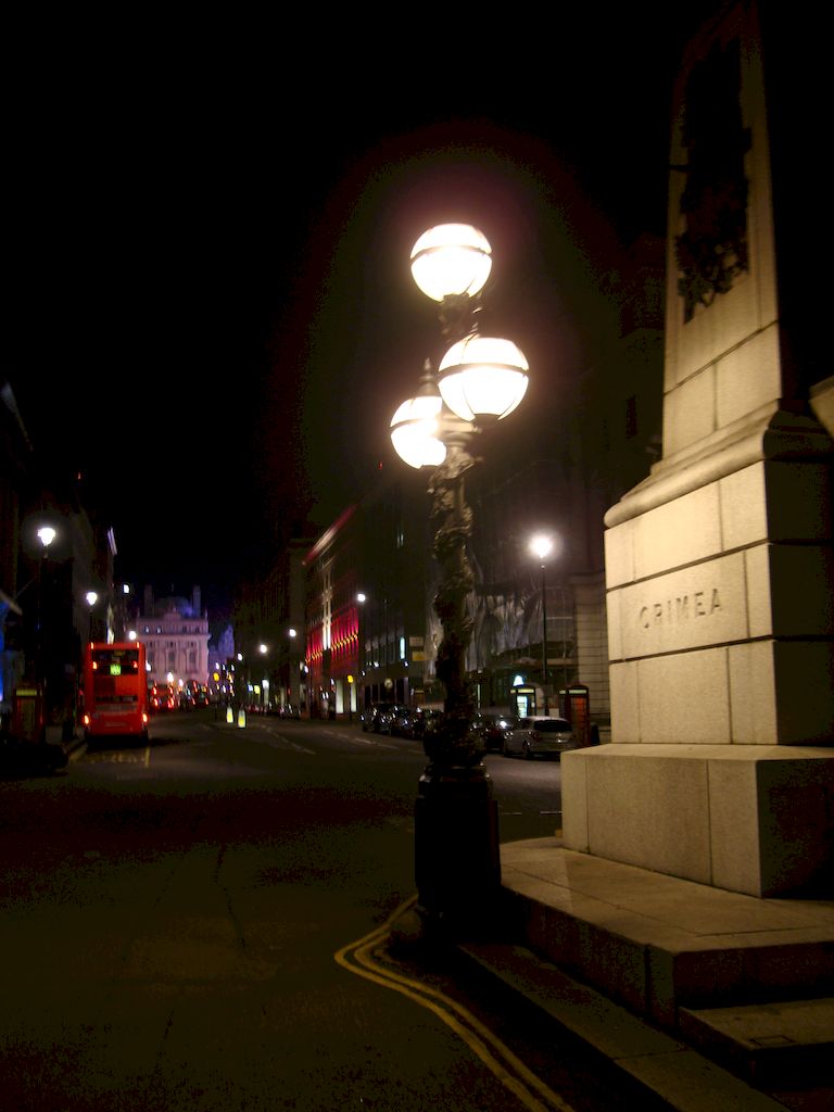london uk photography streets by night - Pablo Kersz