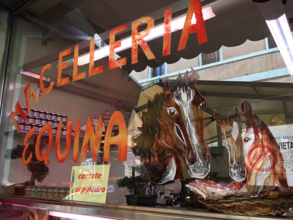 Horse meat butchers in Italy - Italian Notes