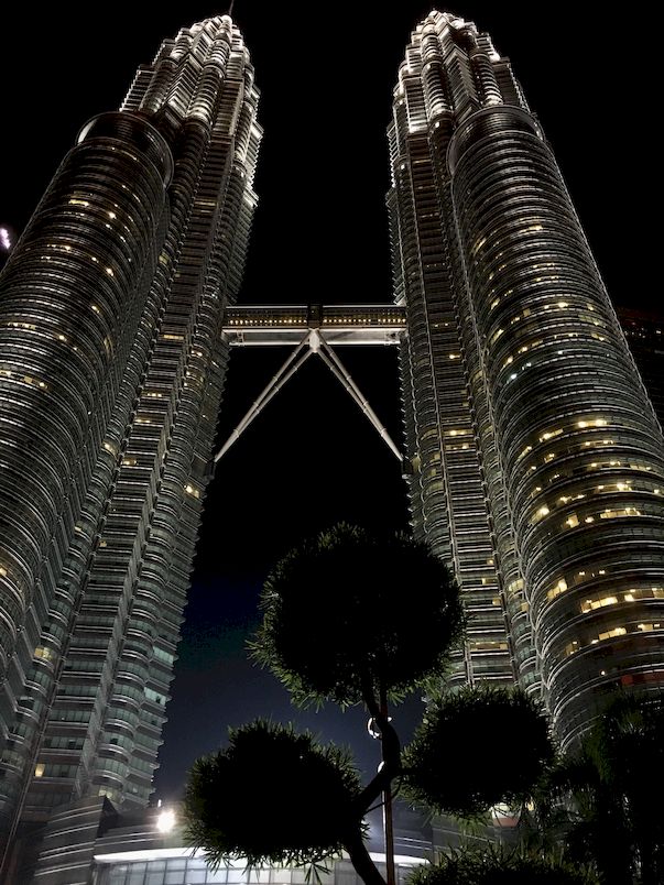 The Petronas Towers, also known as the Petronas Twin Towers, are twin skyscrapers in Kuala Lumpur, Malaysia