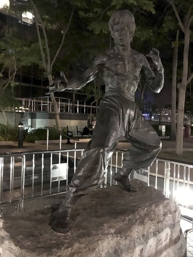 Bruce Lee statue in Hong Kong