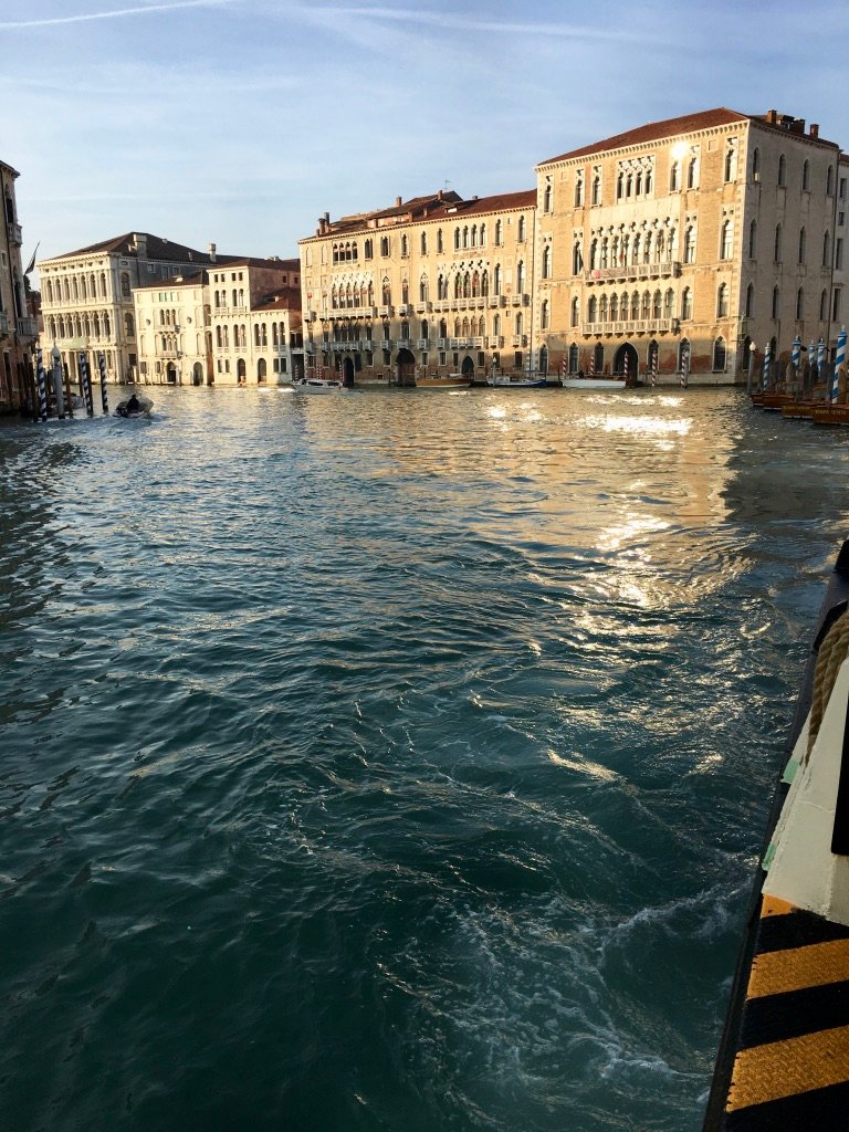 Venezia, even if is a crowded point for tourists, you can find quiet and comfort within the maze